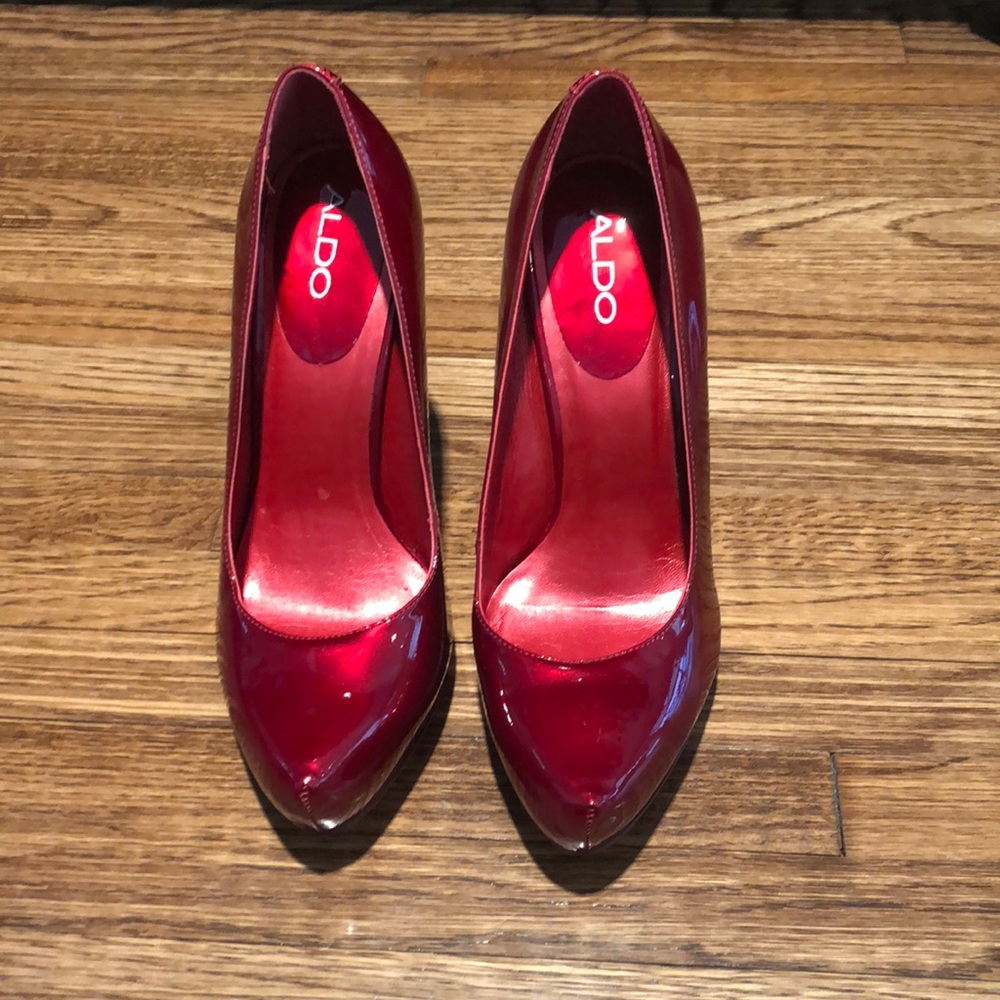 Aldo- Red Patent Leather Platform Heel